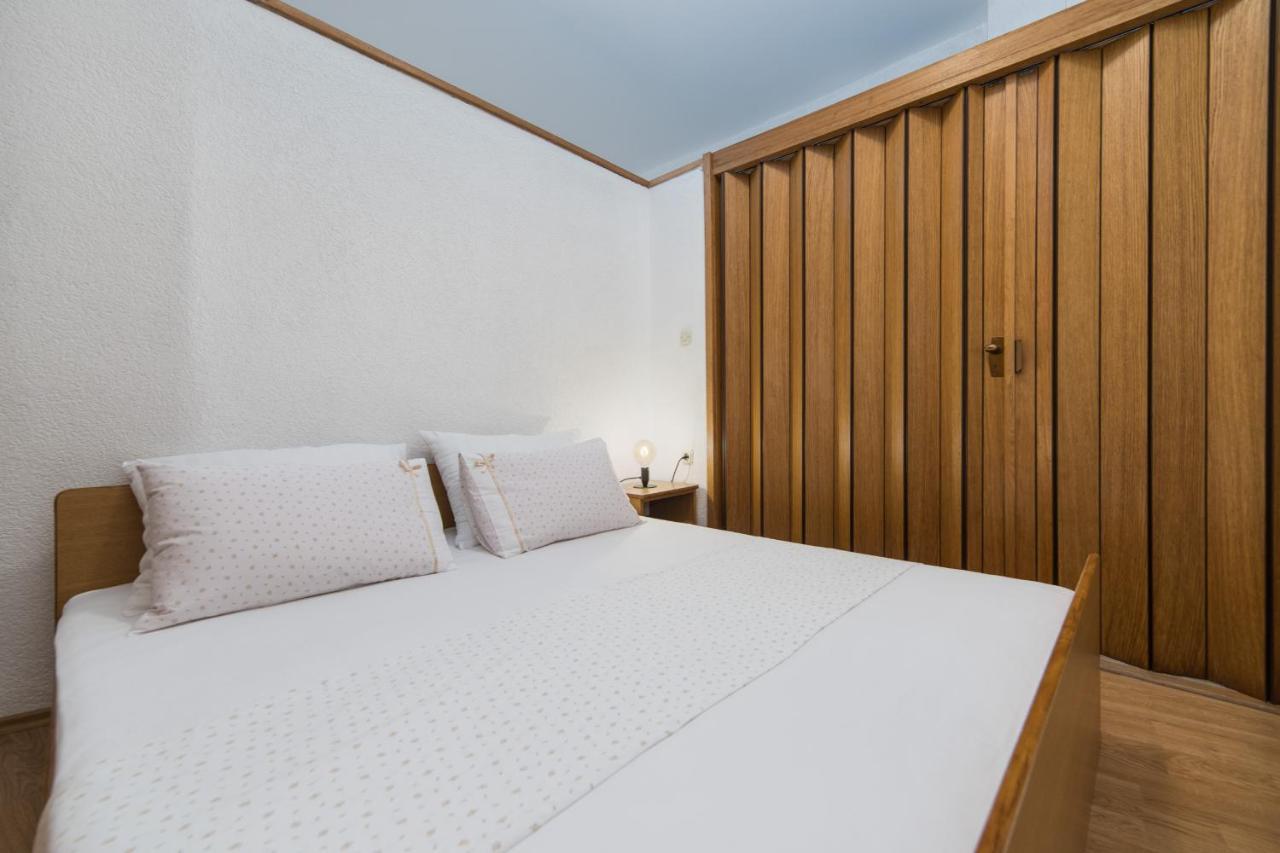 Apartmani Aida Zivogosce Bagian luar foto