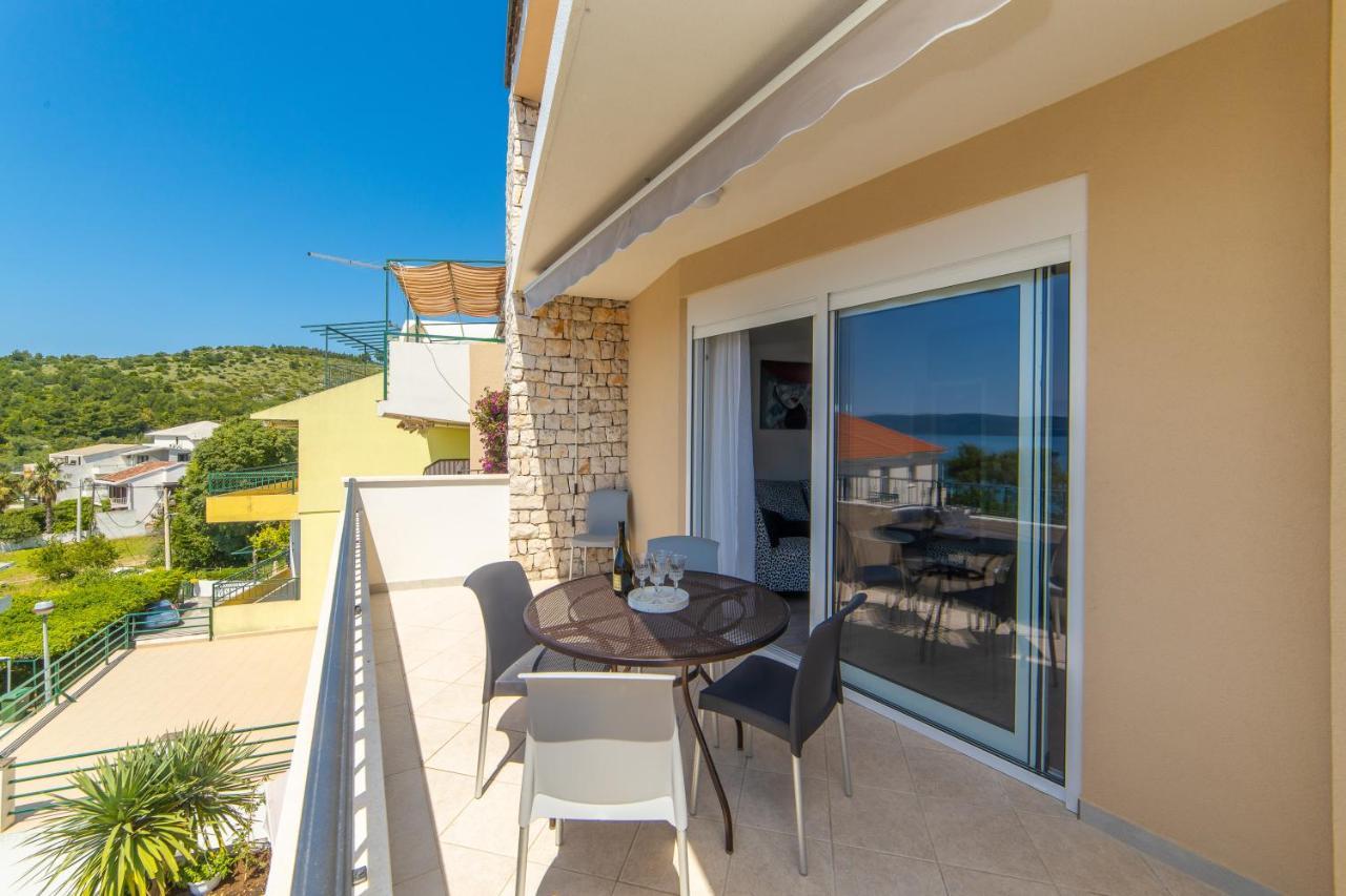 Apartmani Aida Zivogosce Bagian luar foto